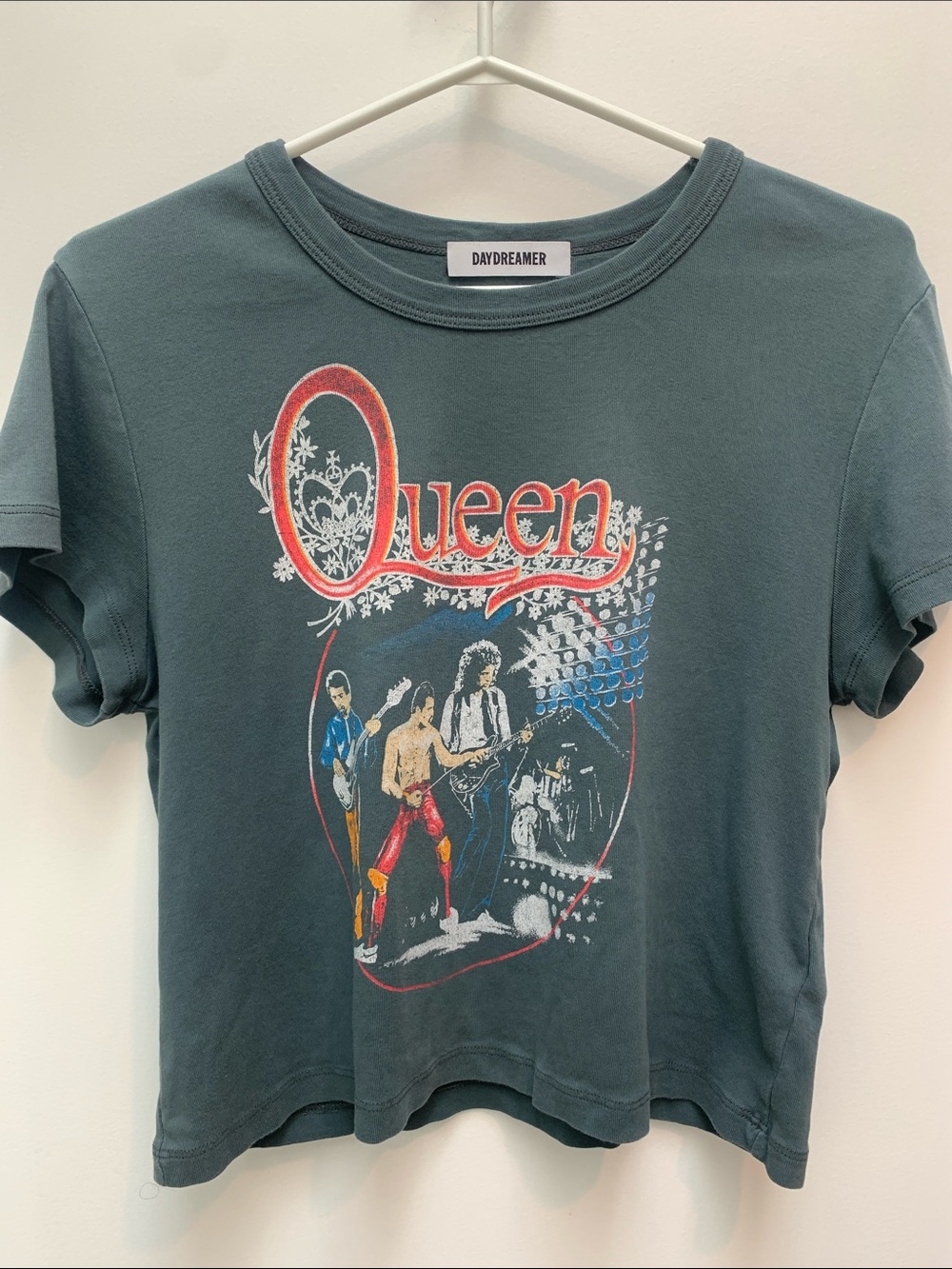 Daydreamer Queen Band Tee - Teal Green with Red and Cream Graphic - Picture 1 of 4